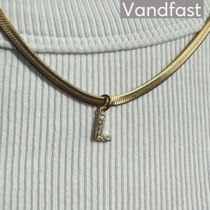 ANNEBRAUNER Snake Letter Necklace (Med Forlænger) - L